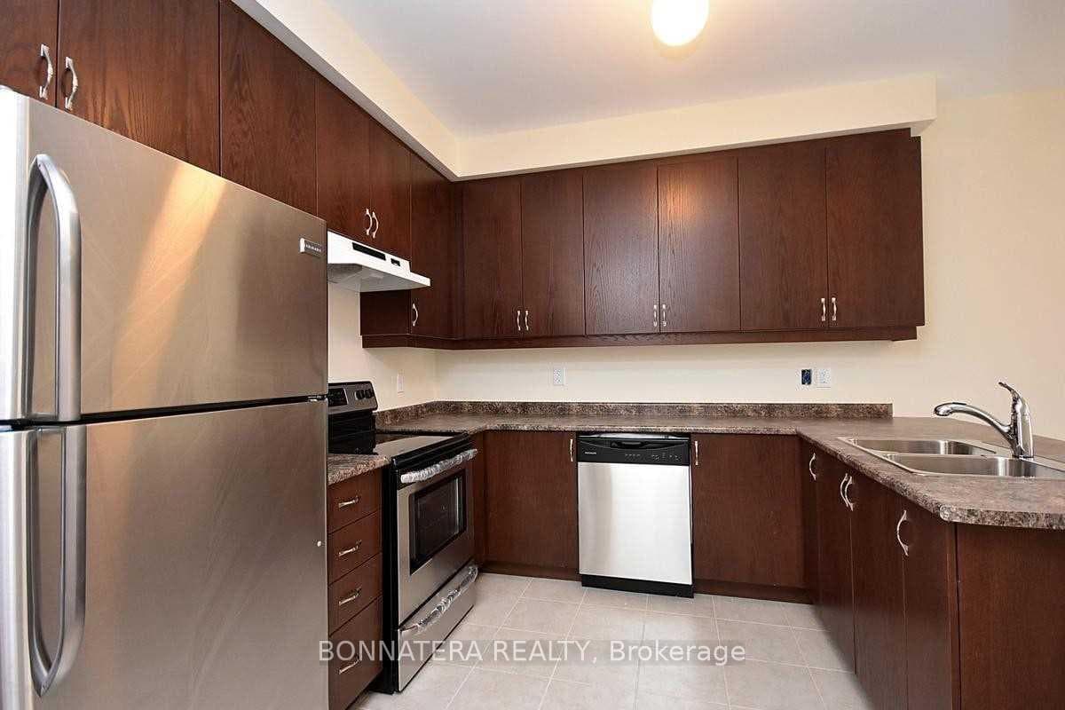 462 Terrace Way photo 8
