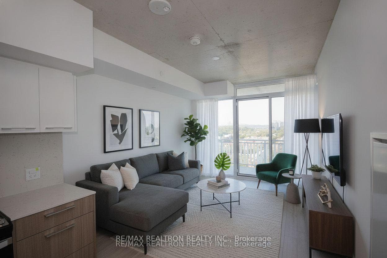 45 Baseball Place Unit 1307 photo 3