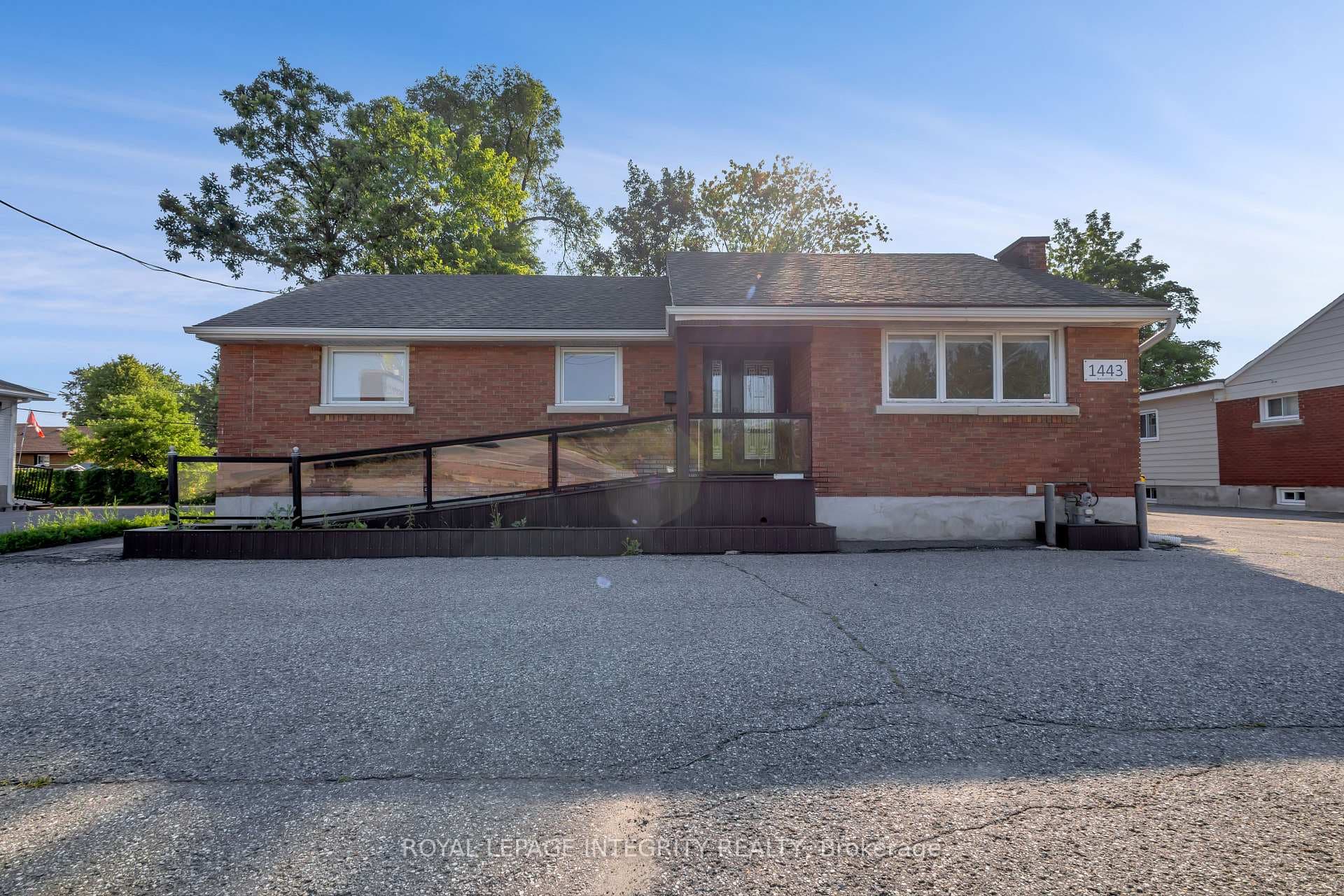 1443 Woodroffe Avenue photo 1