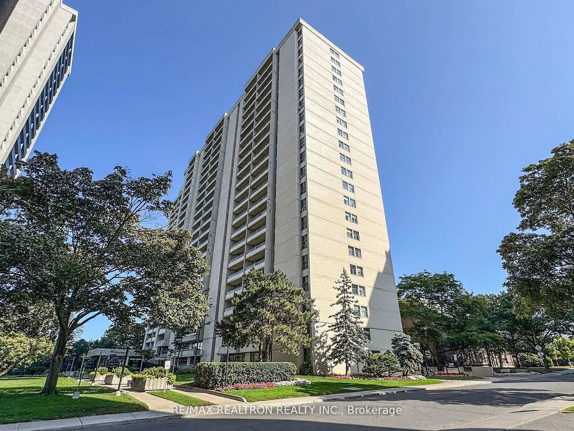 360 Ridelle Avenue Unit 410 photo 1