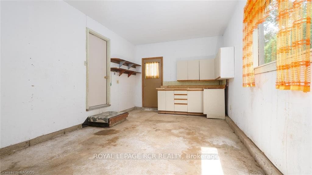 15 Brackenbury Street photo 13