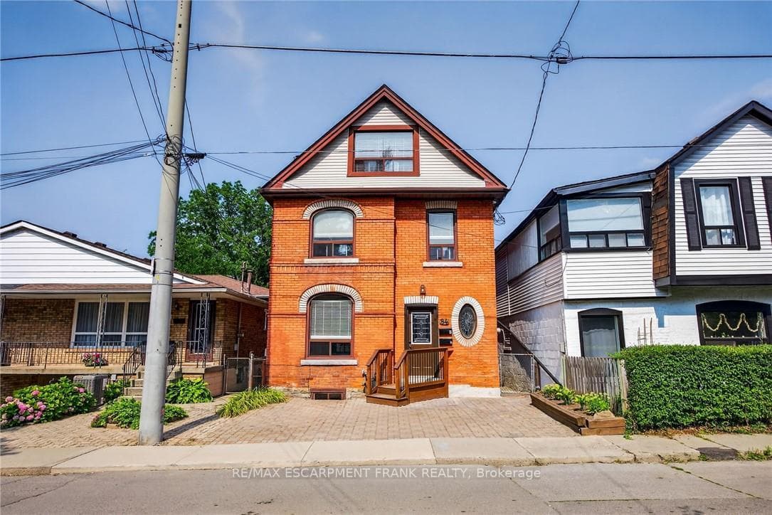 84 Ray Street photo 1