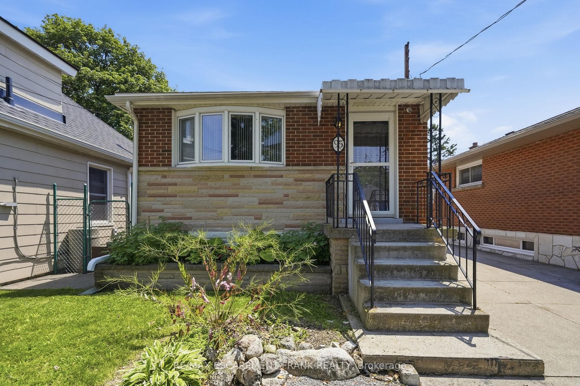 95 East 18th Street Unit 1 photo 1