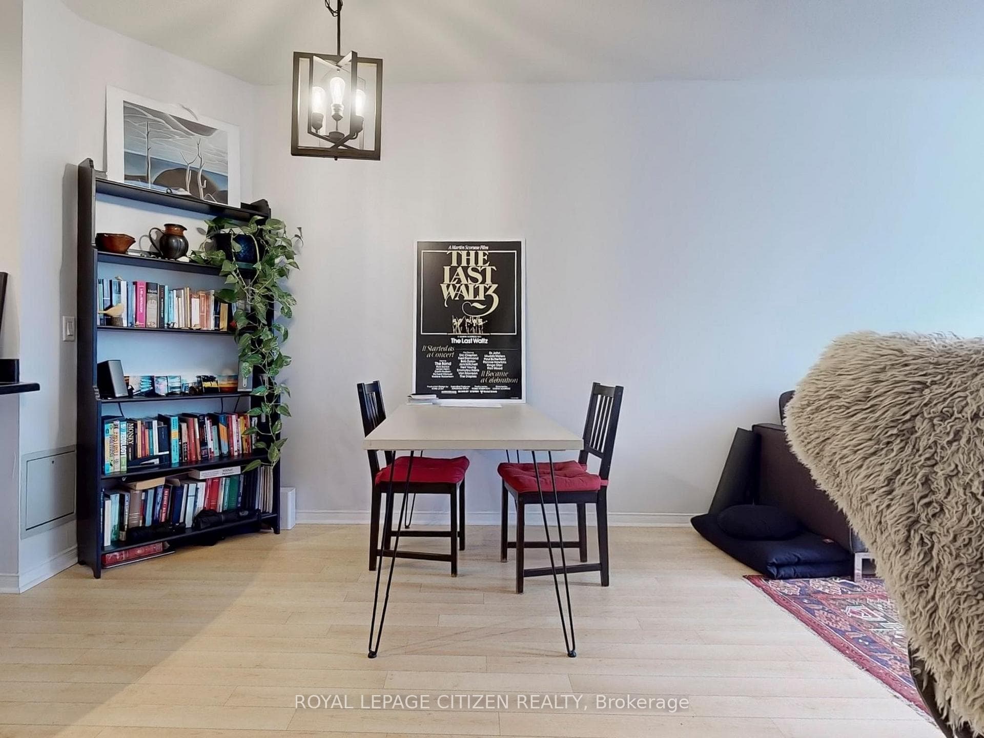 555 Yonge Street Unit 302 photo 8