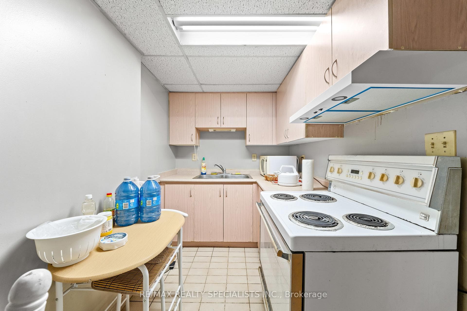 1004 Queensbridge Drive photo 26