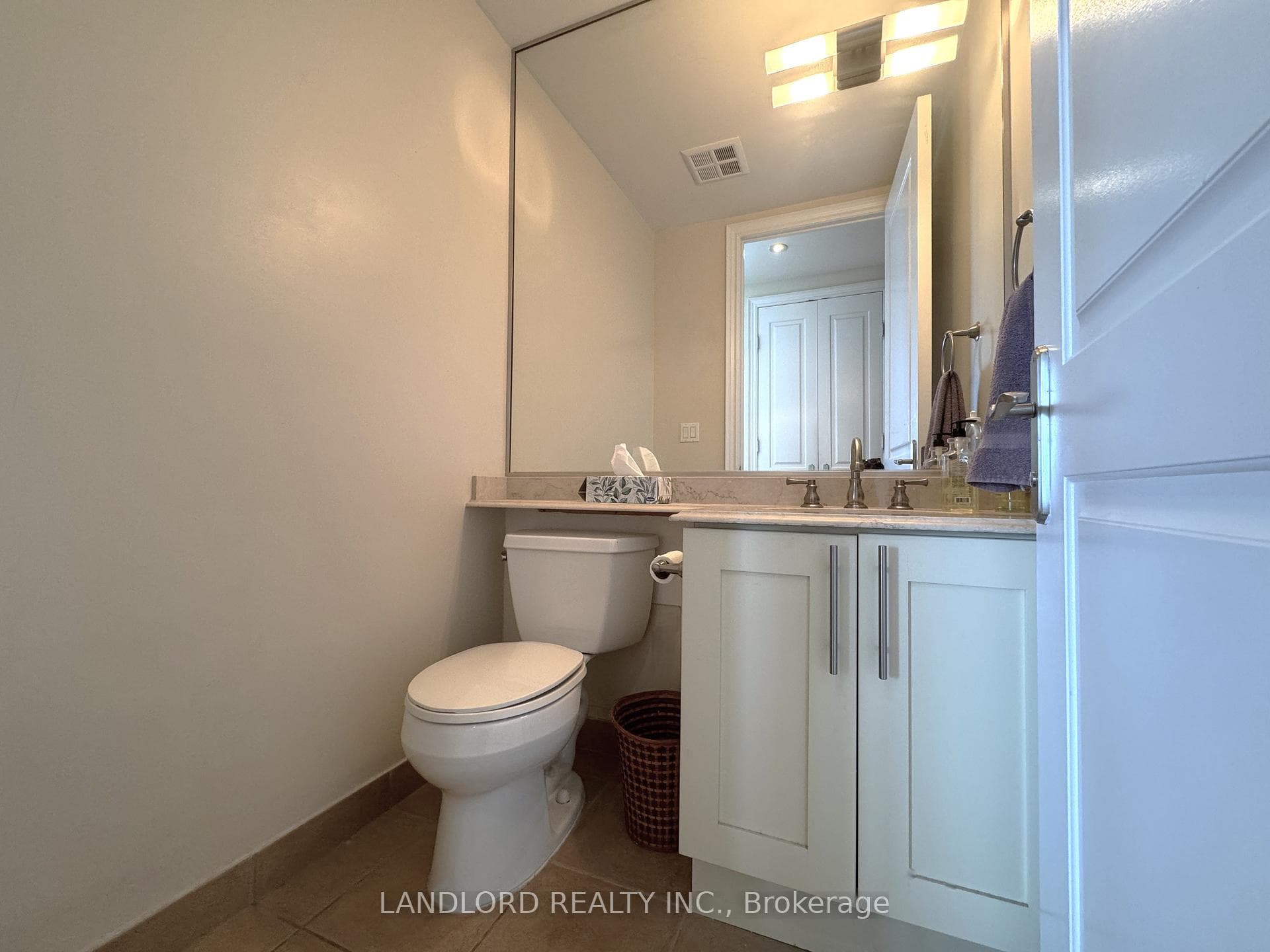 761 Bay Street Unit 4112 photo 6