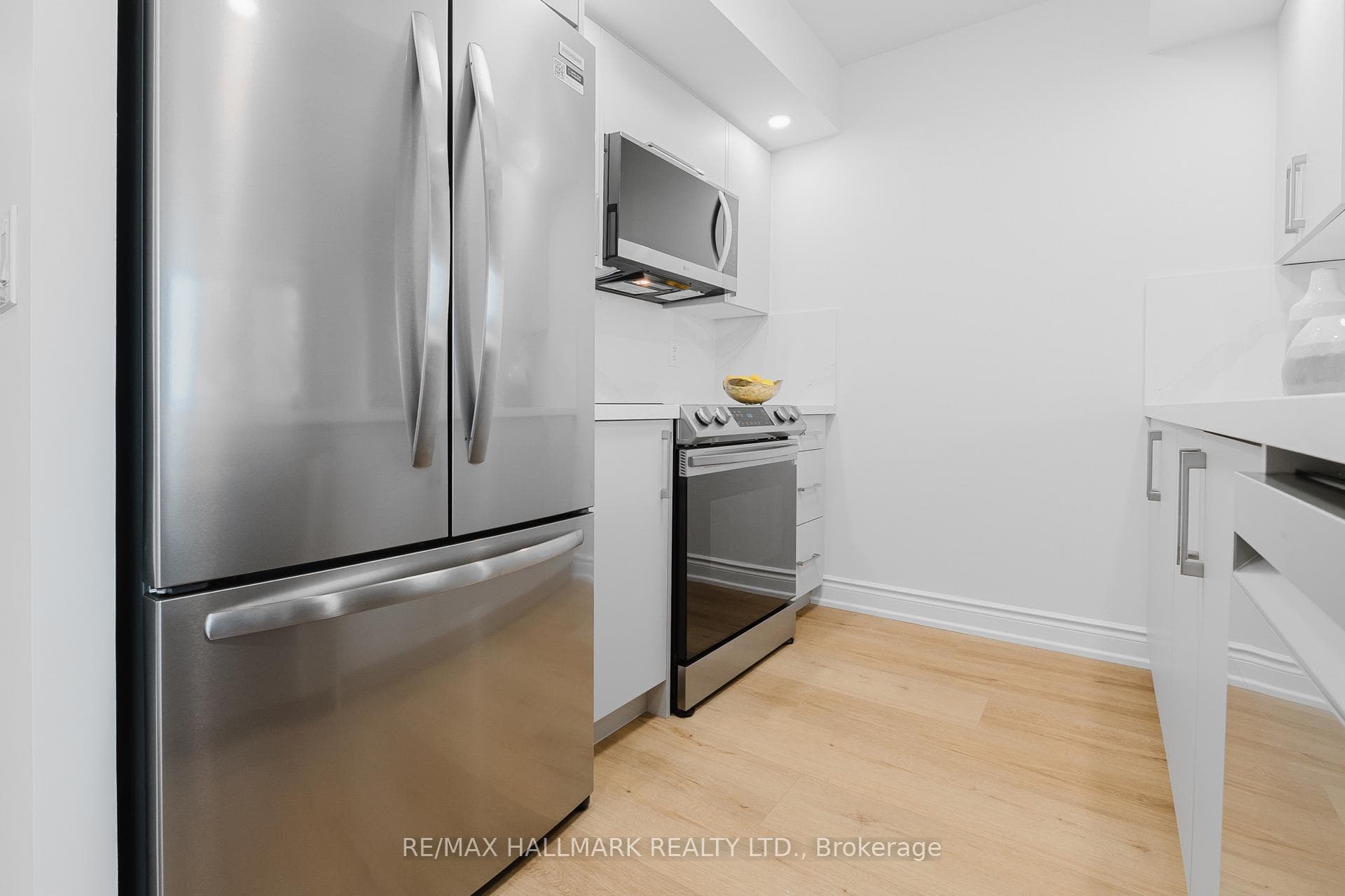 500 Doris Avenue Unit 929 photo 24