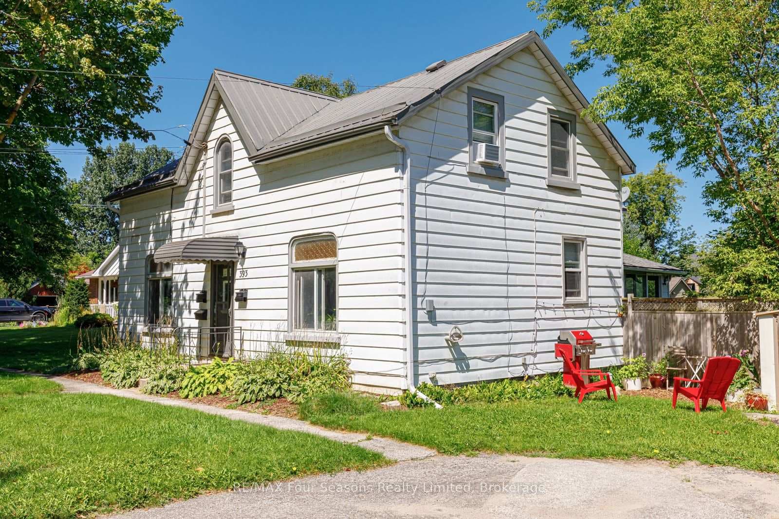 393 Second Street photo 31