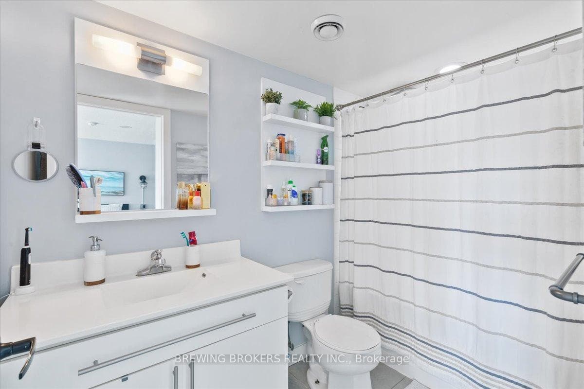 80 Western Battery Road Unit 210 photo 16