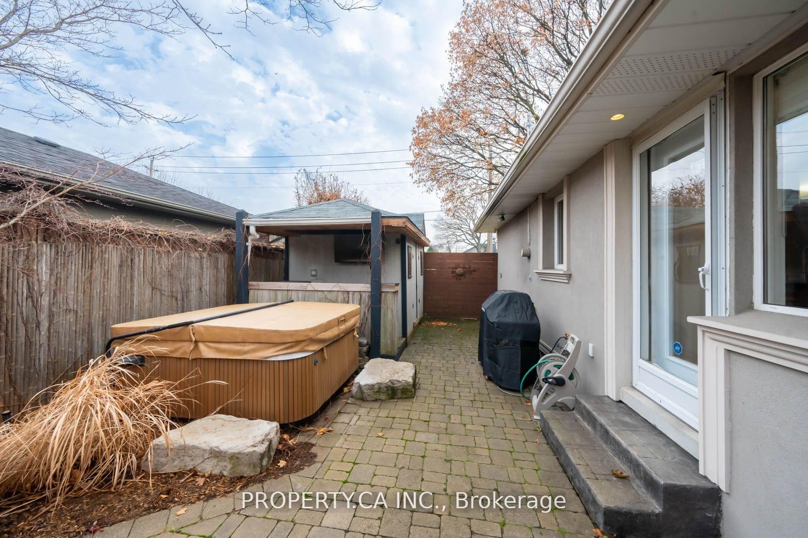 1 Orkney Crescent photo 33