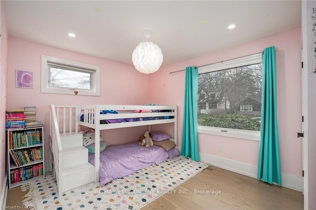 327 Goodram Drive photo 25