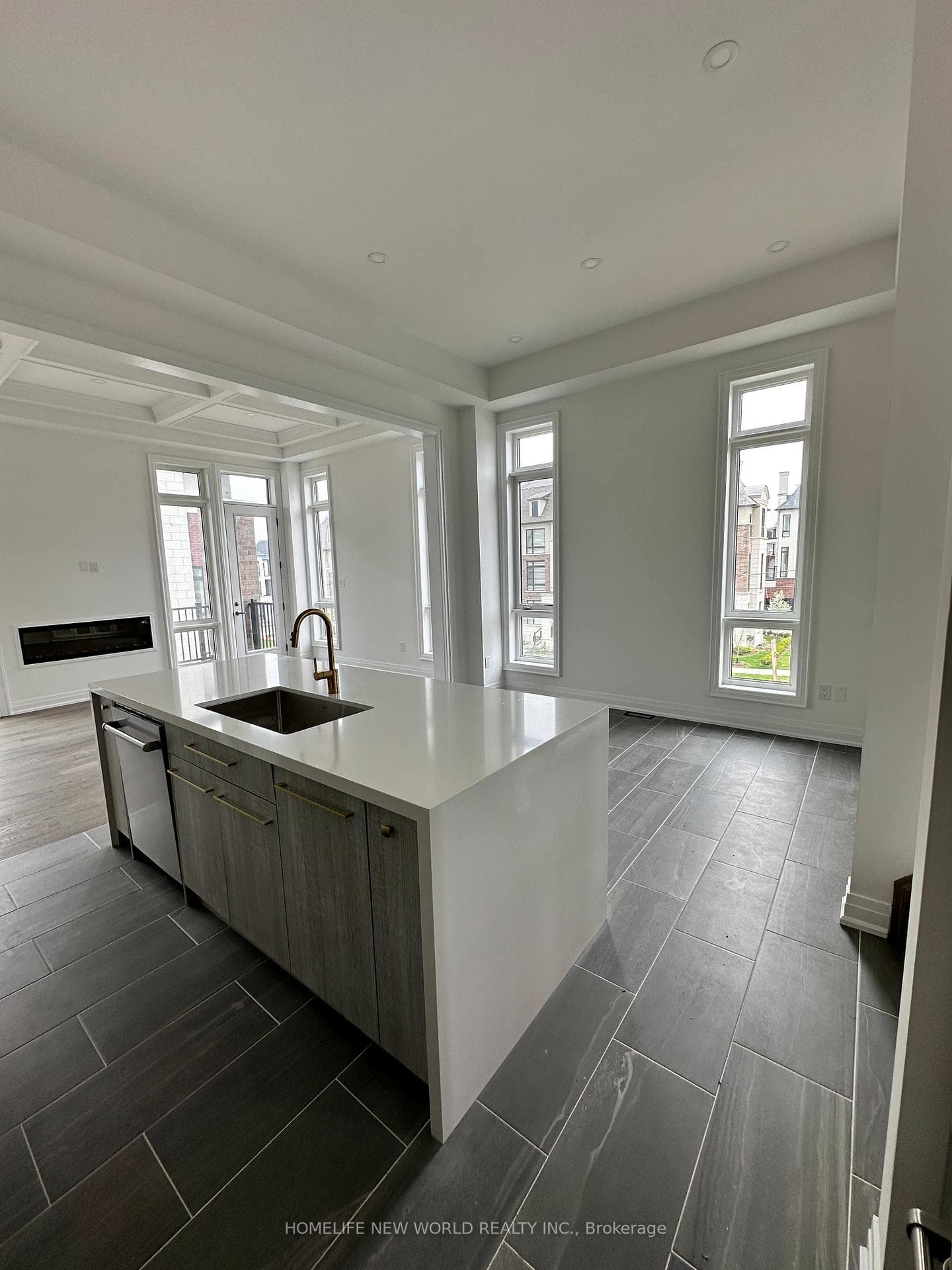 324 King Road photo 12