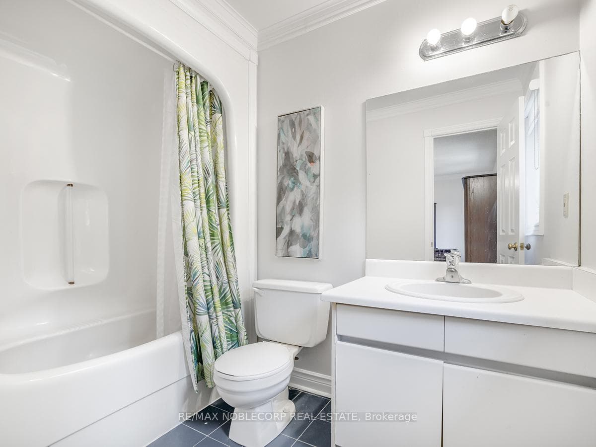 62 Woburn Drive photo 20