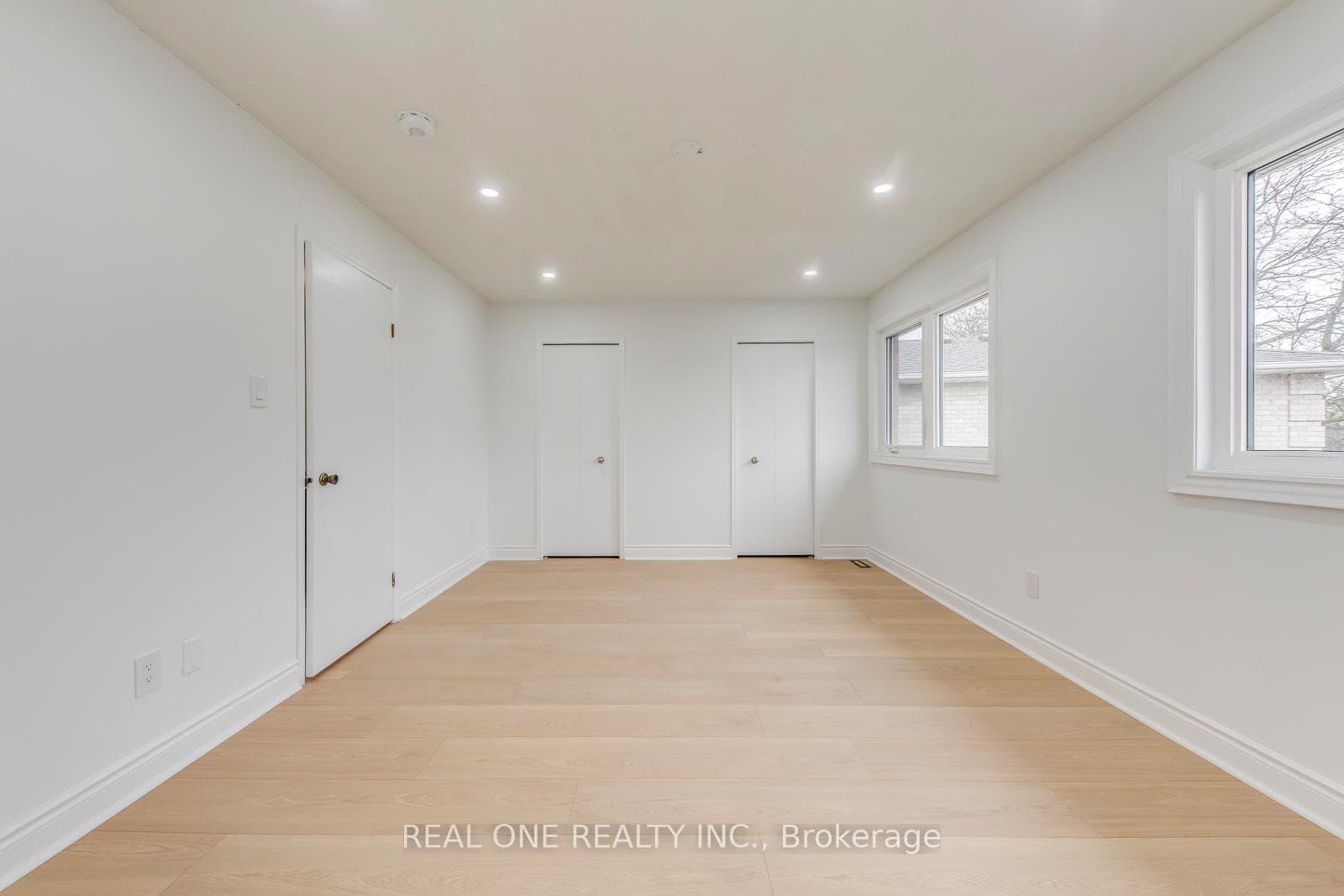 655 Paragon Place photo 30