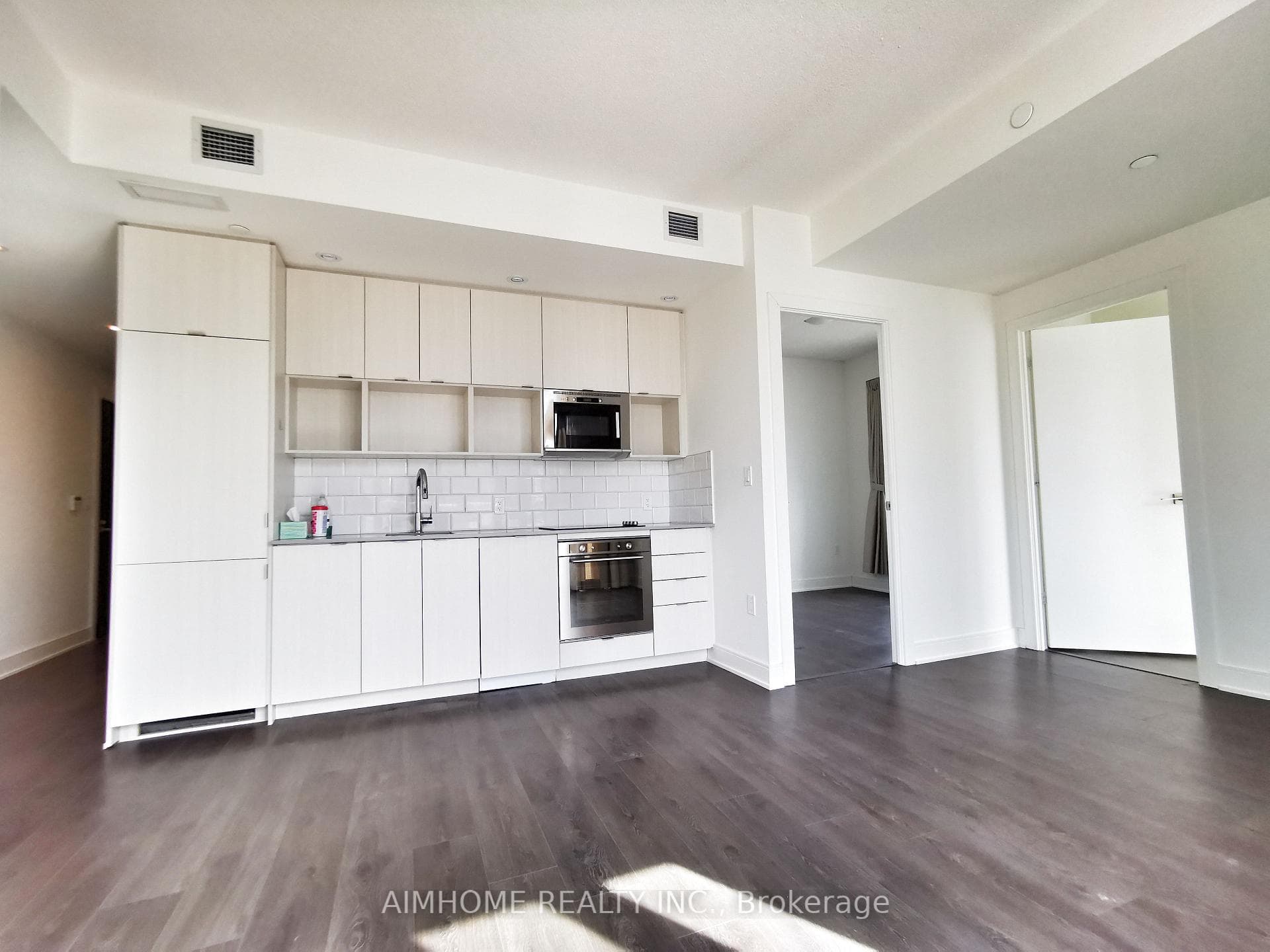 89 Mcgill Street Unit 1311 photo 5