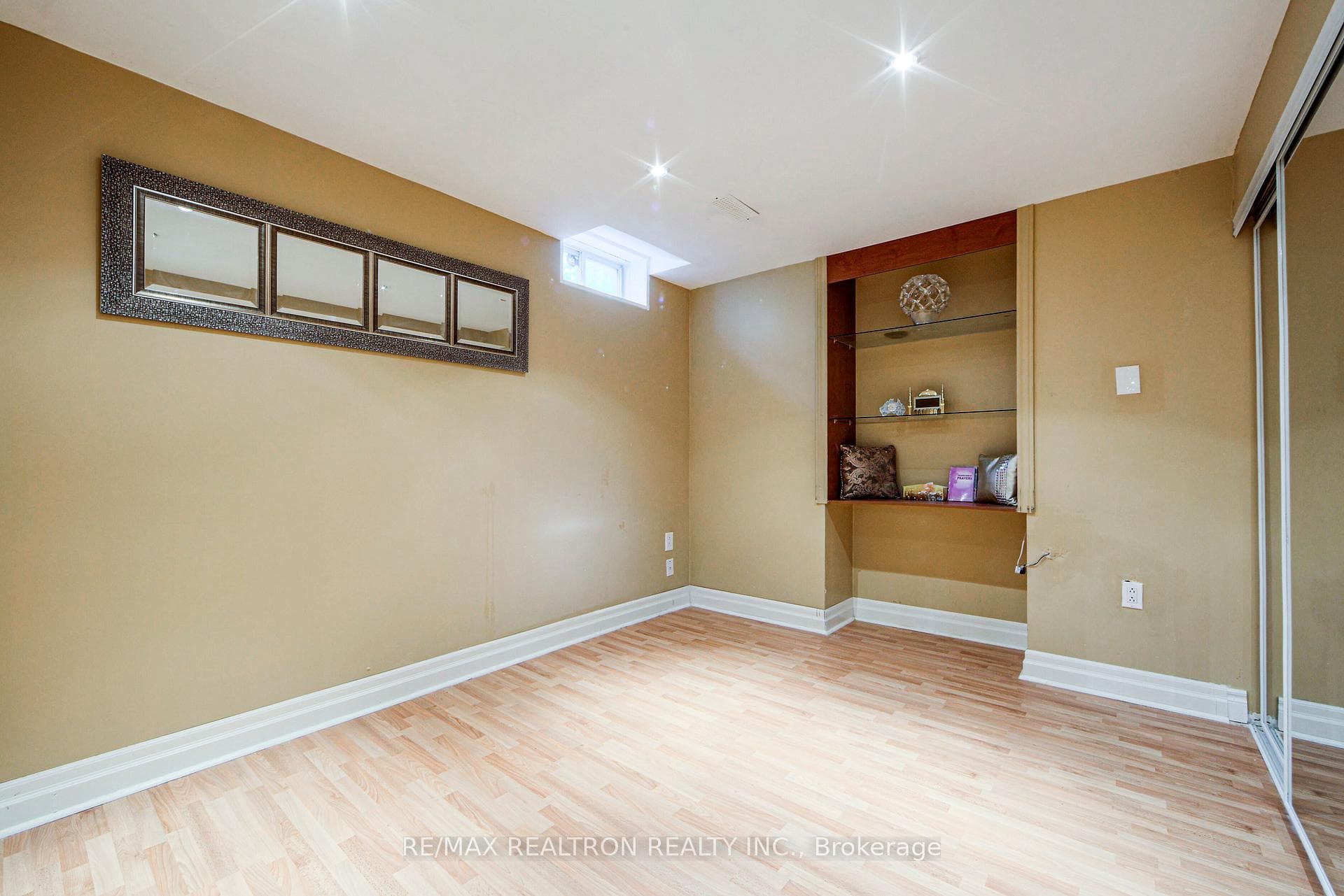 269 Treasure Road Unit BSMT photo 5