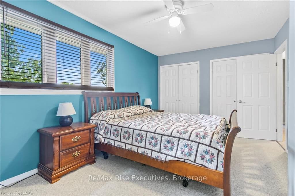 3327 LOUGHBOROUGH Drive photo 21