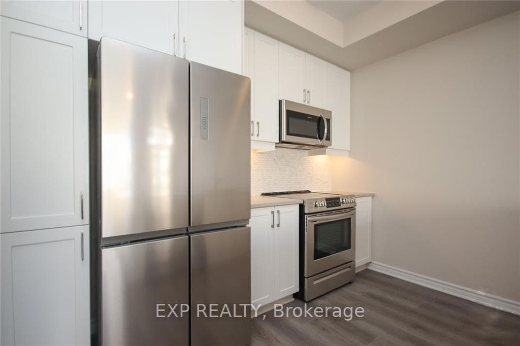808 Mikinak Road photo 9