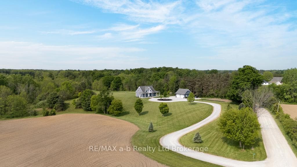 210 Beach Lane photo 1