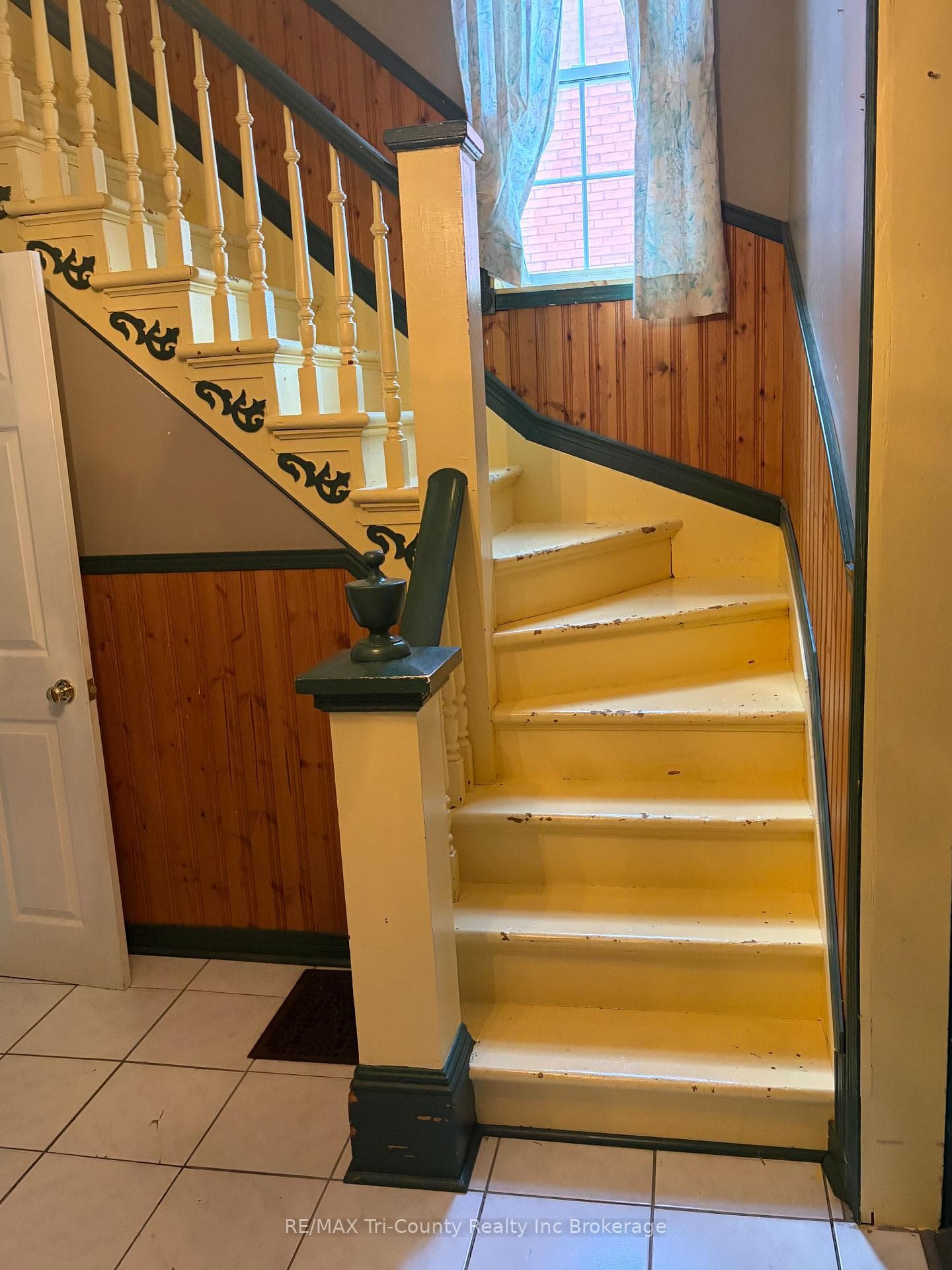 53 BROCK Street photo 25