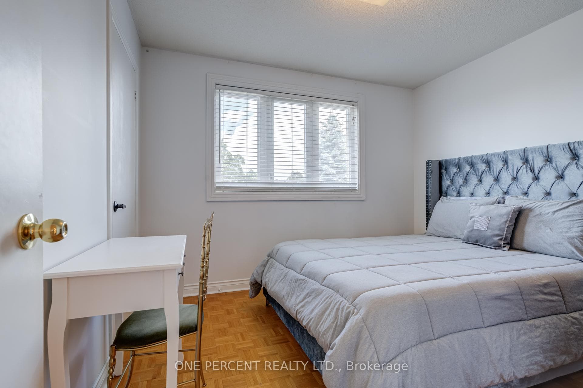 15 Ivory Court photo 21