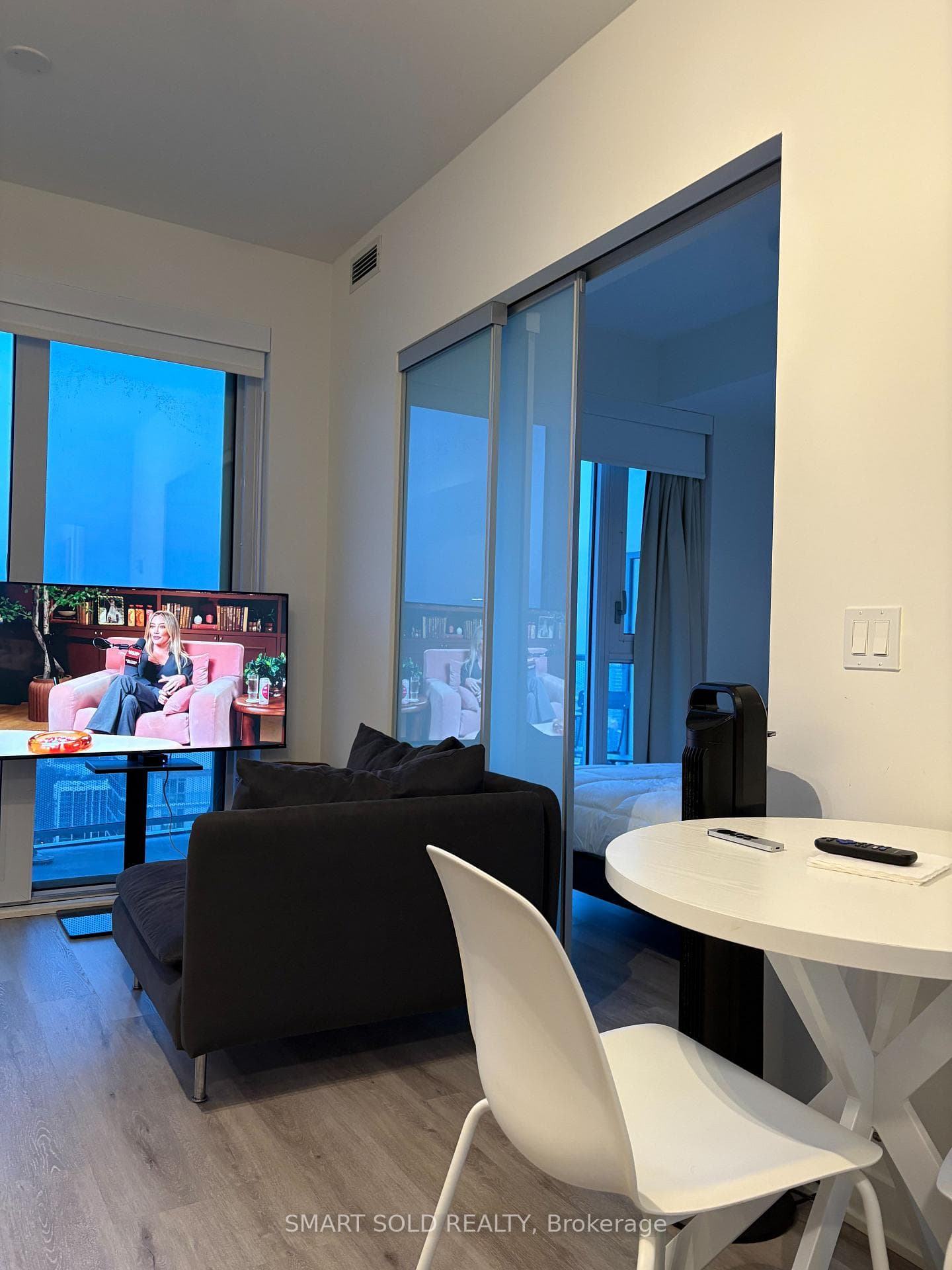 100 Dalhousie Street Unit 4005 photo 4