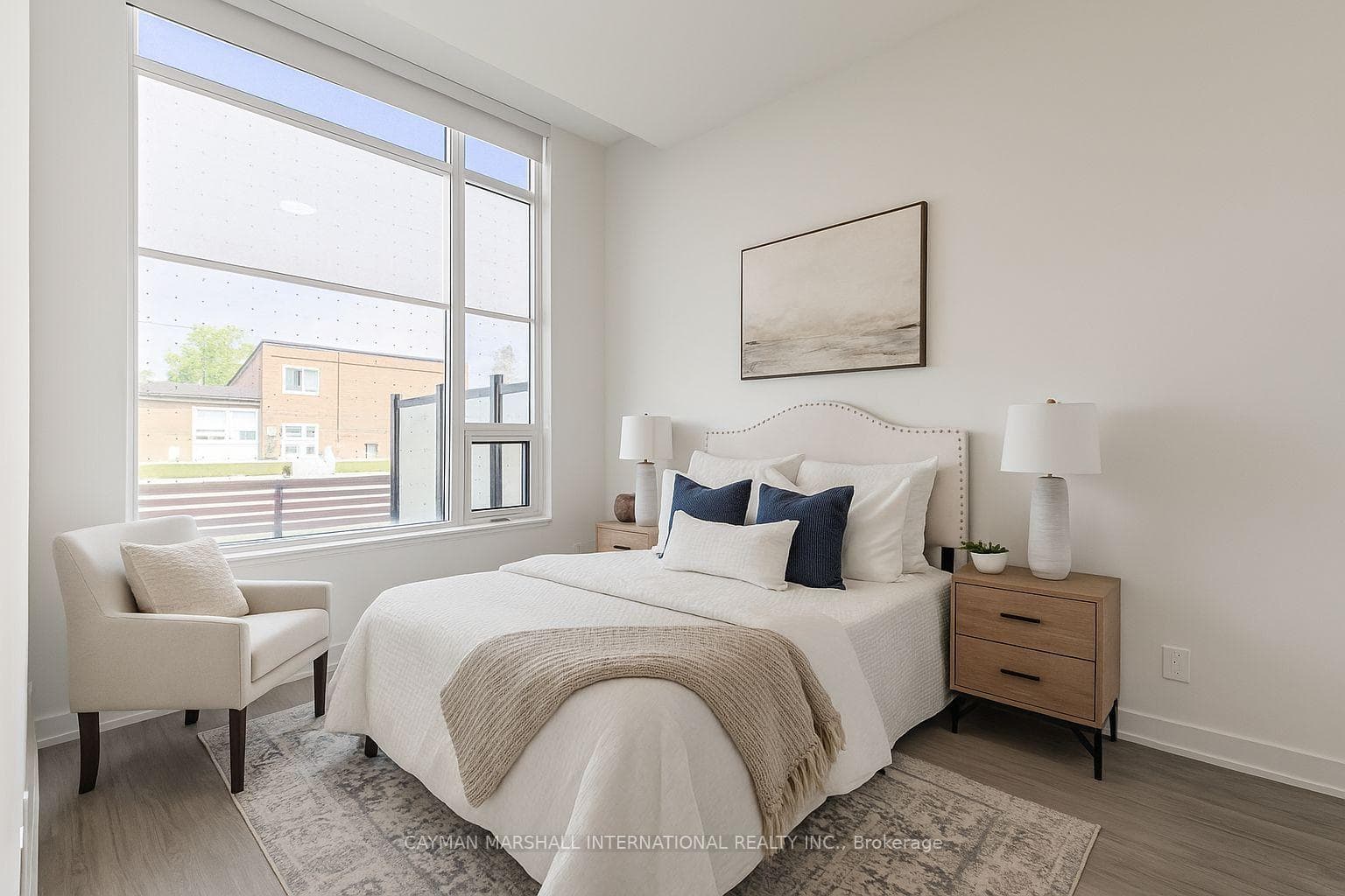 Primary bed virtually staged
