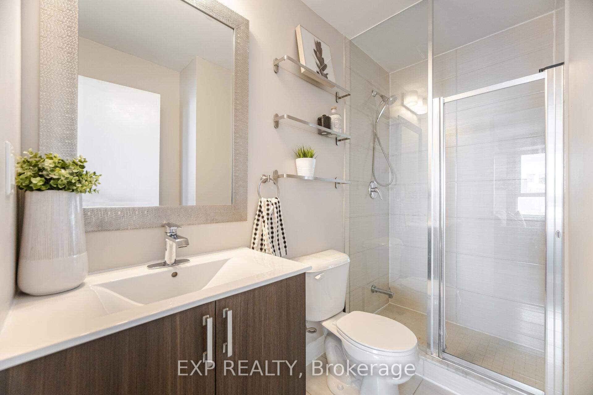 Clean & Modern Bath for Your Guests