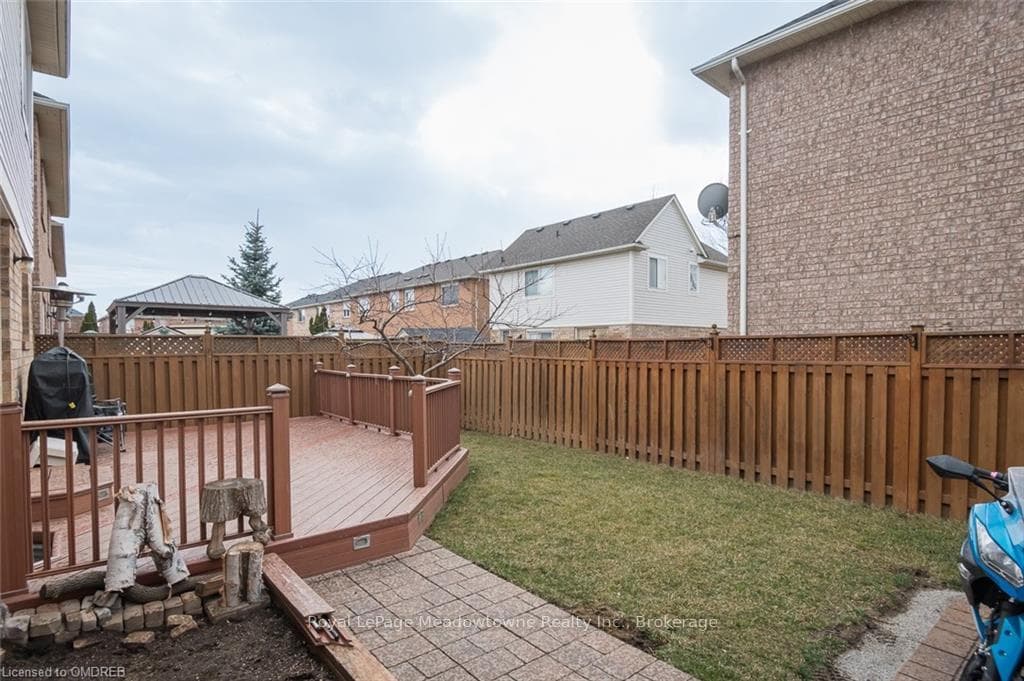 797 IRVING Terrace photo 30