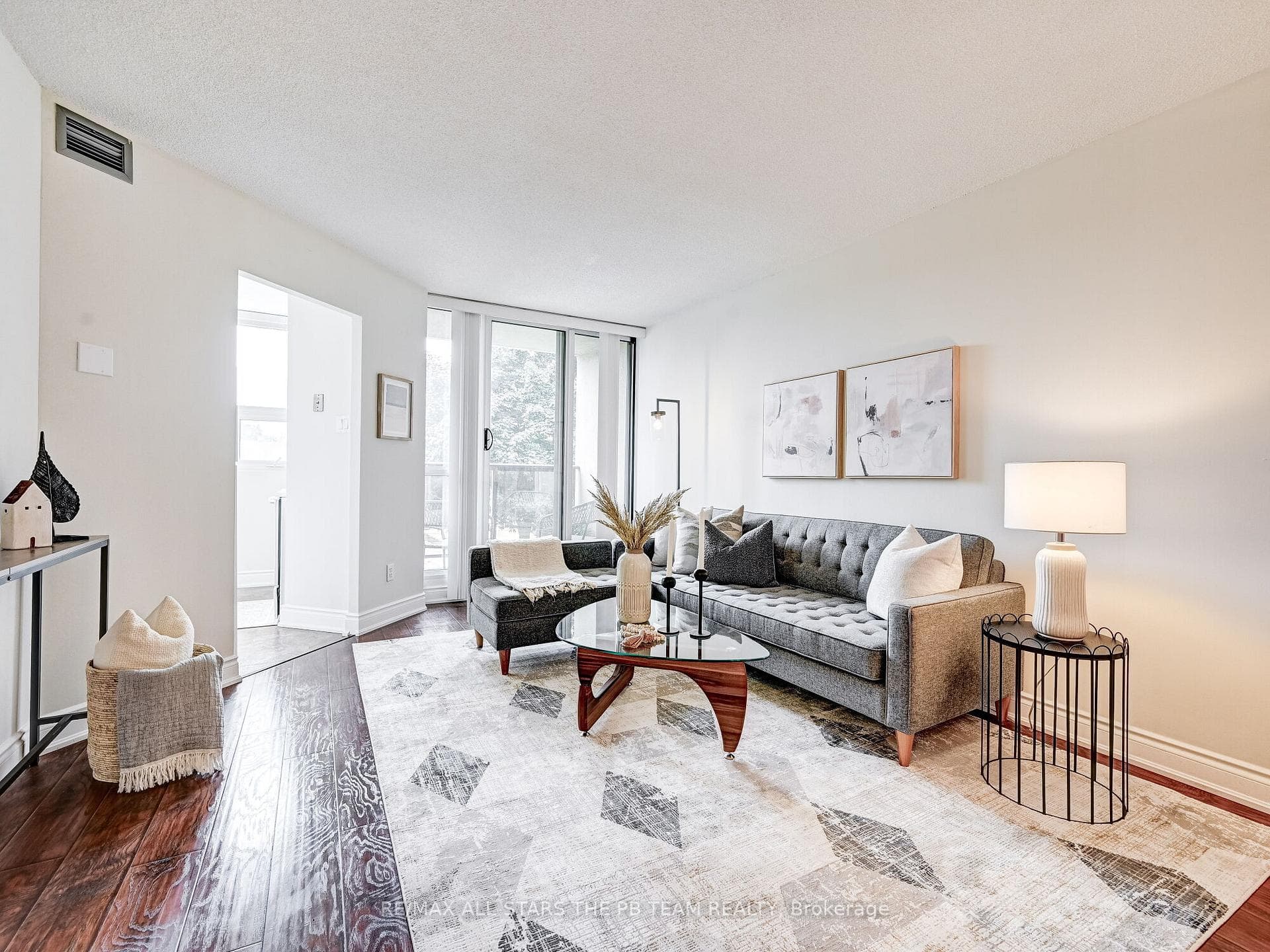 2 Westney Road Unit 206 photo 11