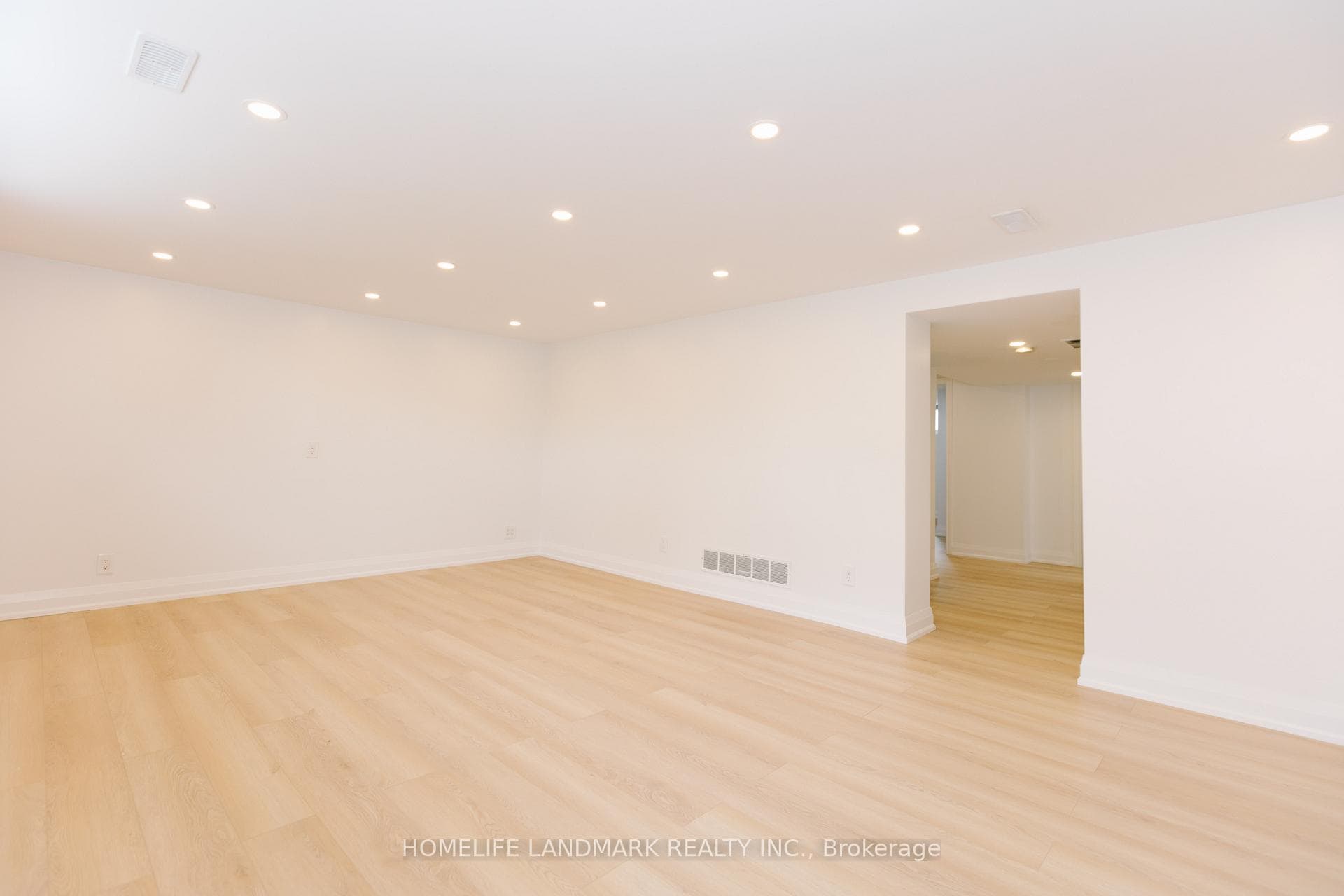 53 Addington Crescent photo 21
