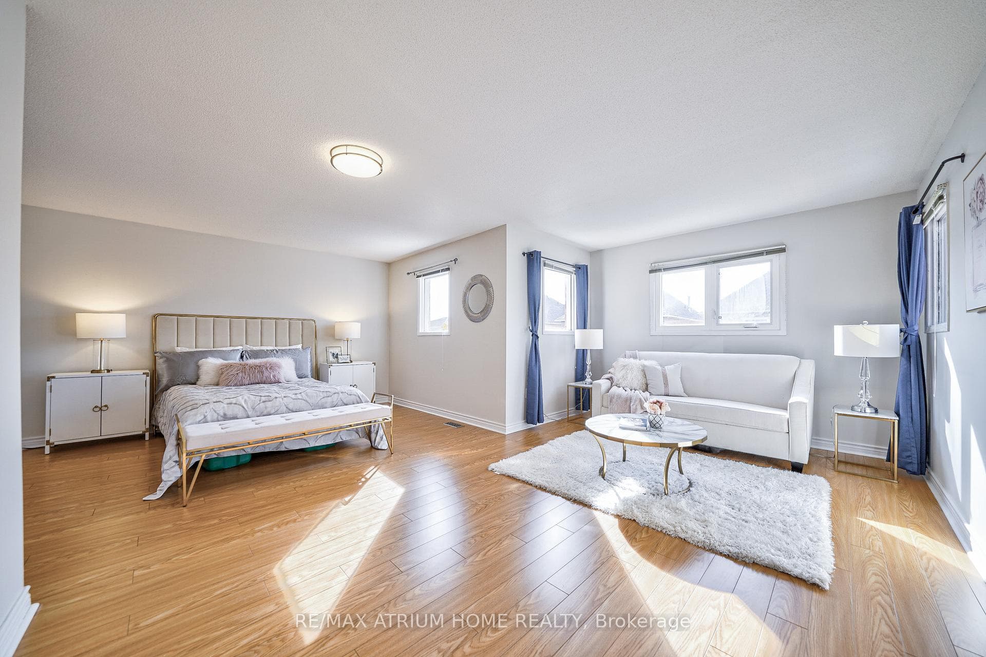 28 Mandel Crescent photo 14