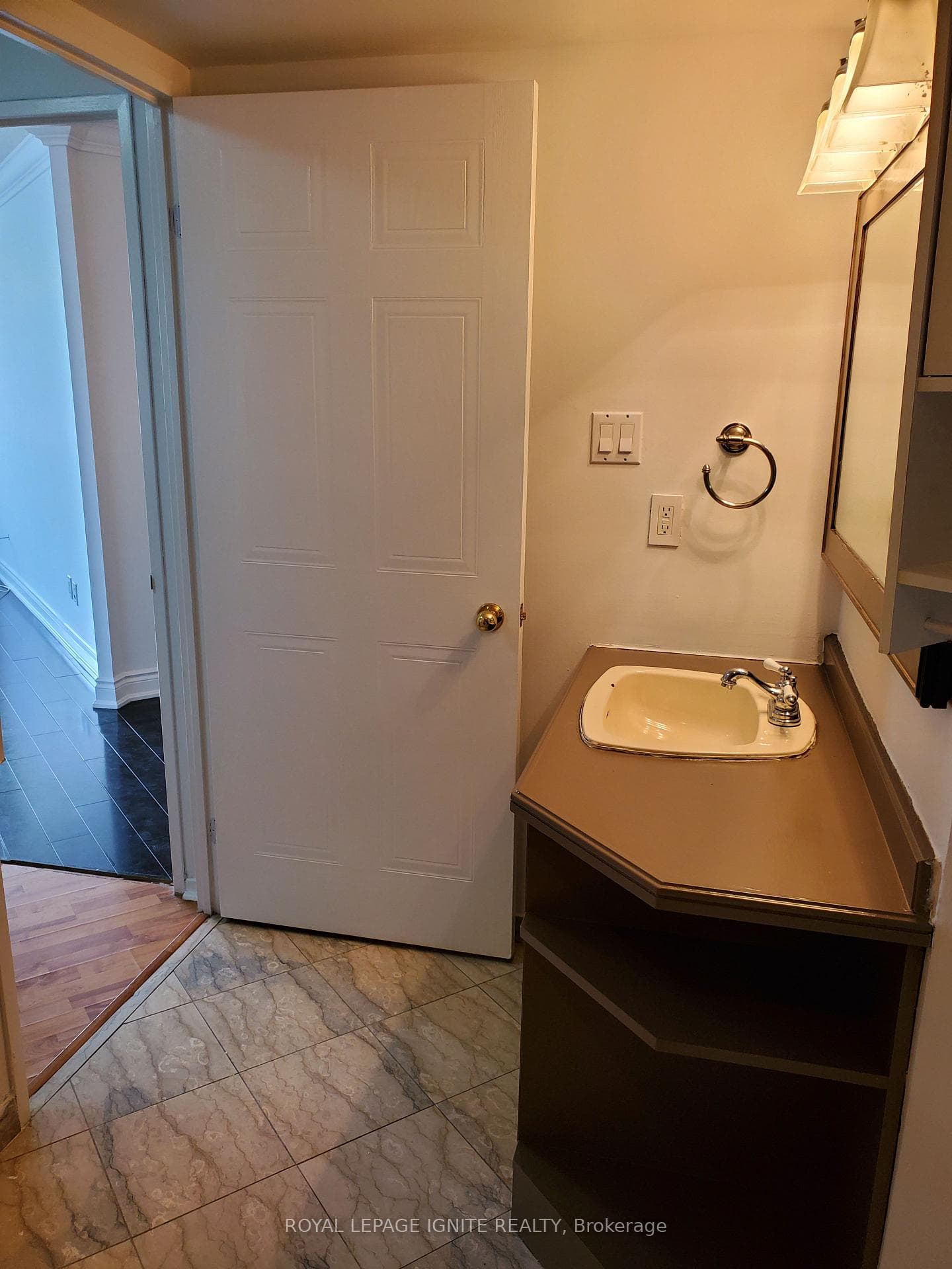 11753 Sheppard Avenue Unit 324 photo 12