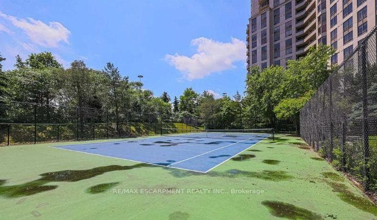 78 Harrison Garden Boulevard Unit 1105 photo 25