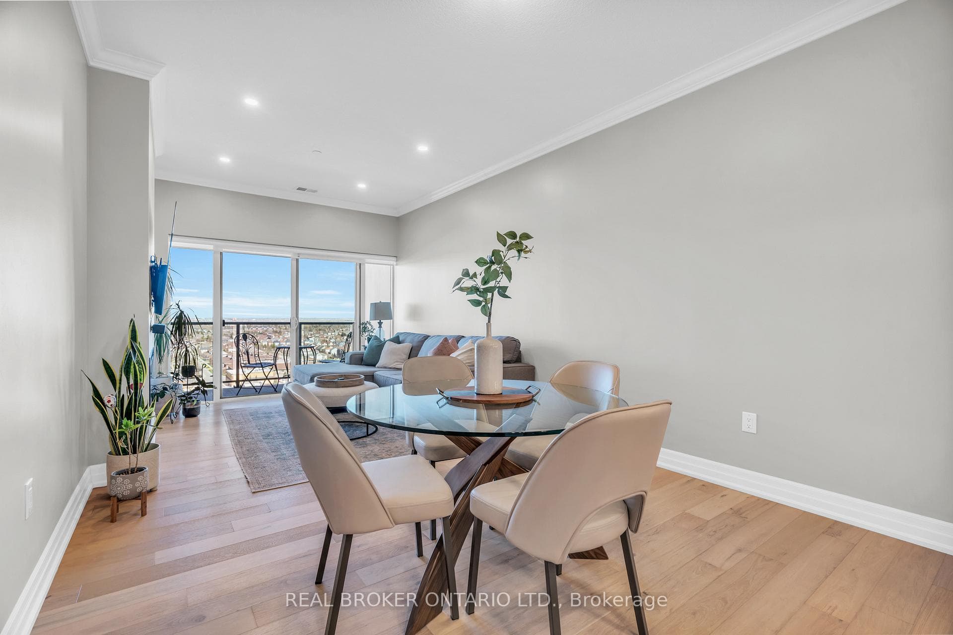1880 Gordon Street Unit 1009 photo 11