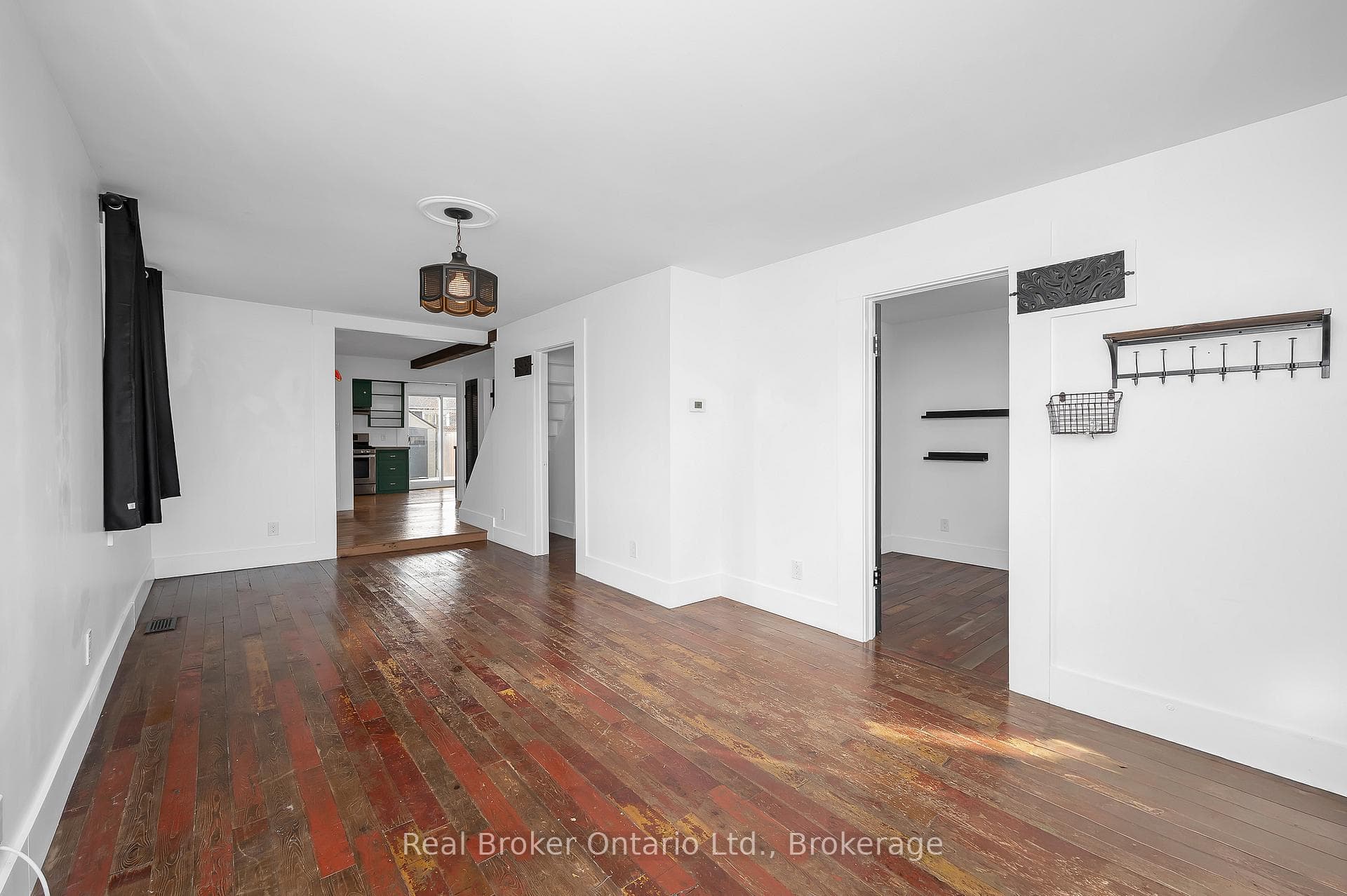 191 Gilmore Road photo 5