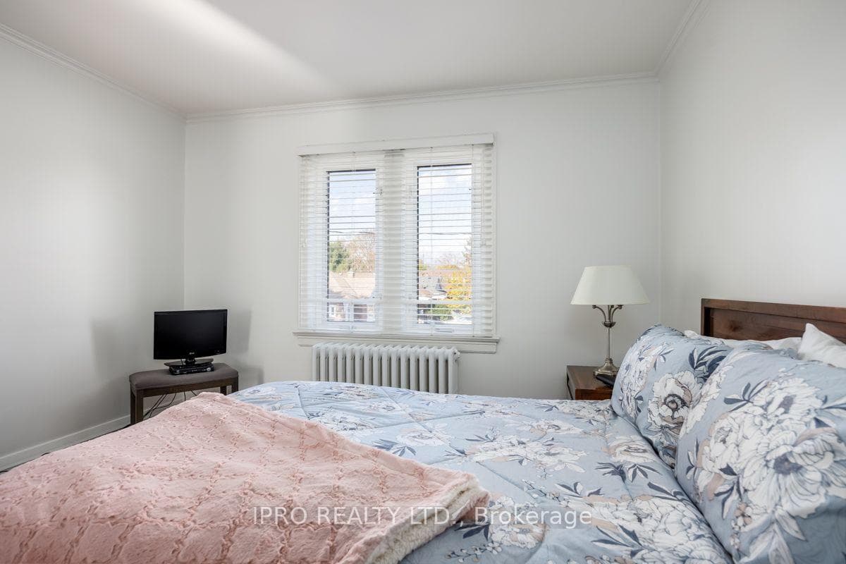 121 Memorial Park Avenue photo 7