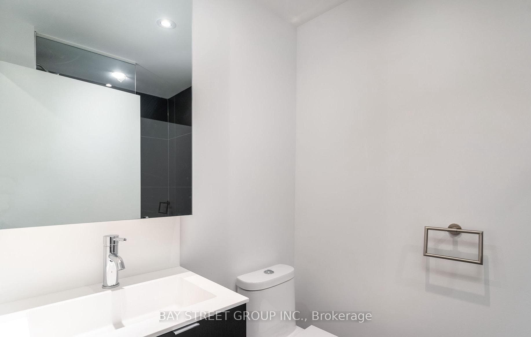 20 Edward Street Unit 509 photo 6