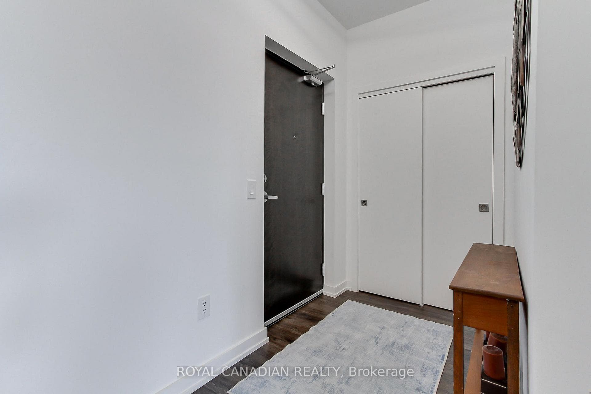 430 ESSA Road Unit 418 photo 7