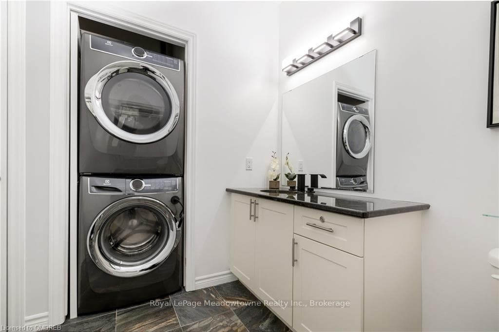 1440 MAIN Street Unit 413 photo 15