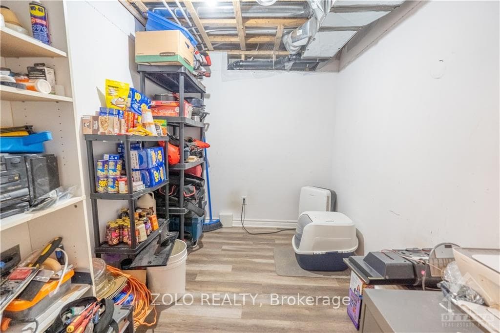170 BELLWOOD Drive photo 18