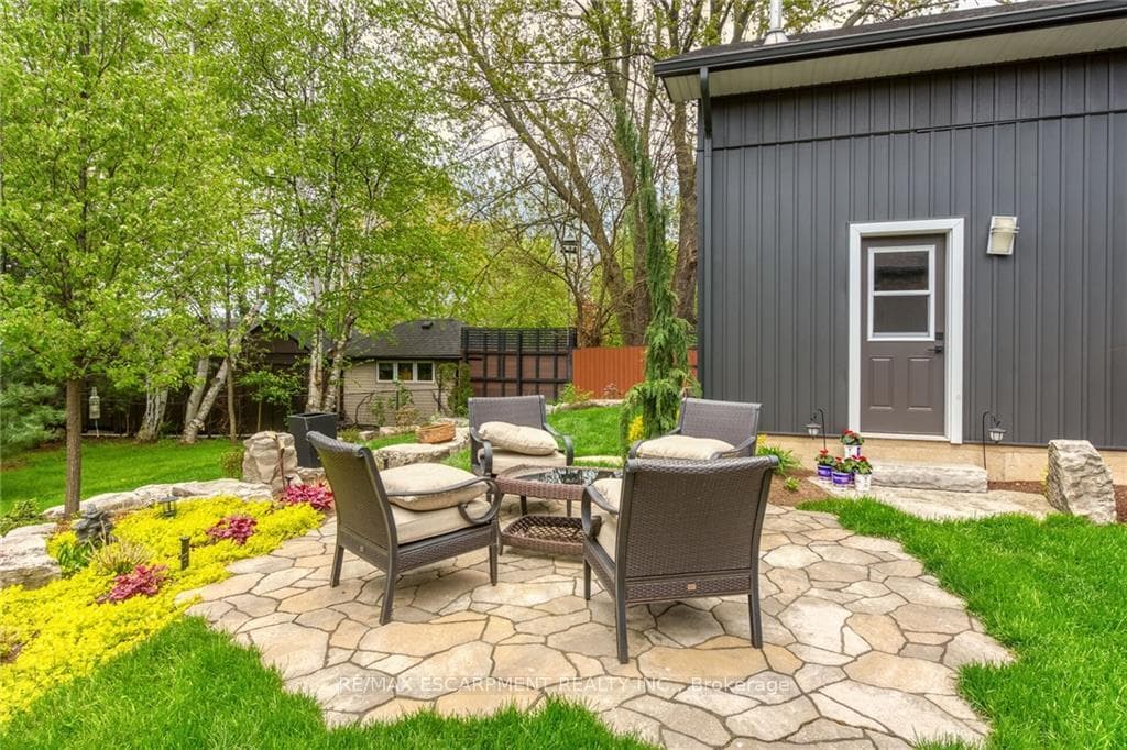 50 Kennedy Avenue photo 36