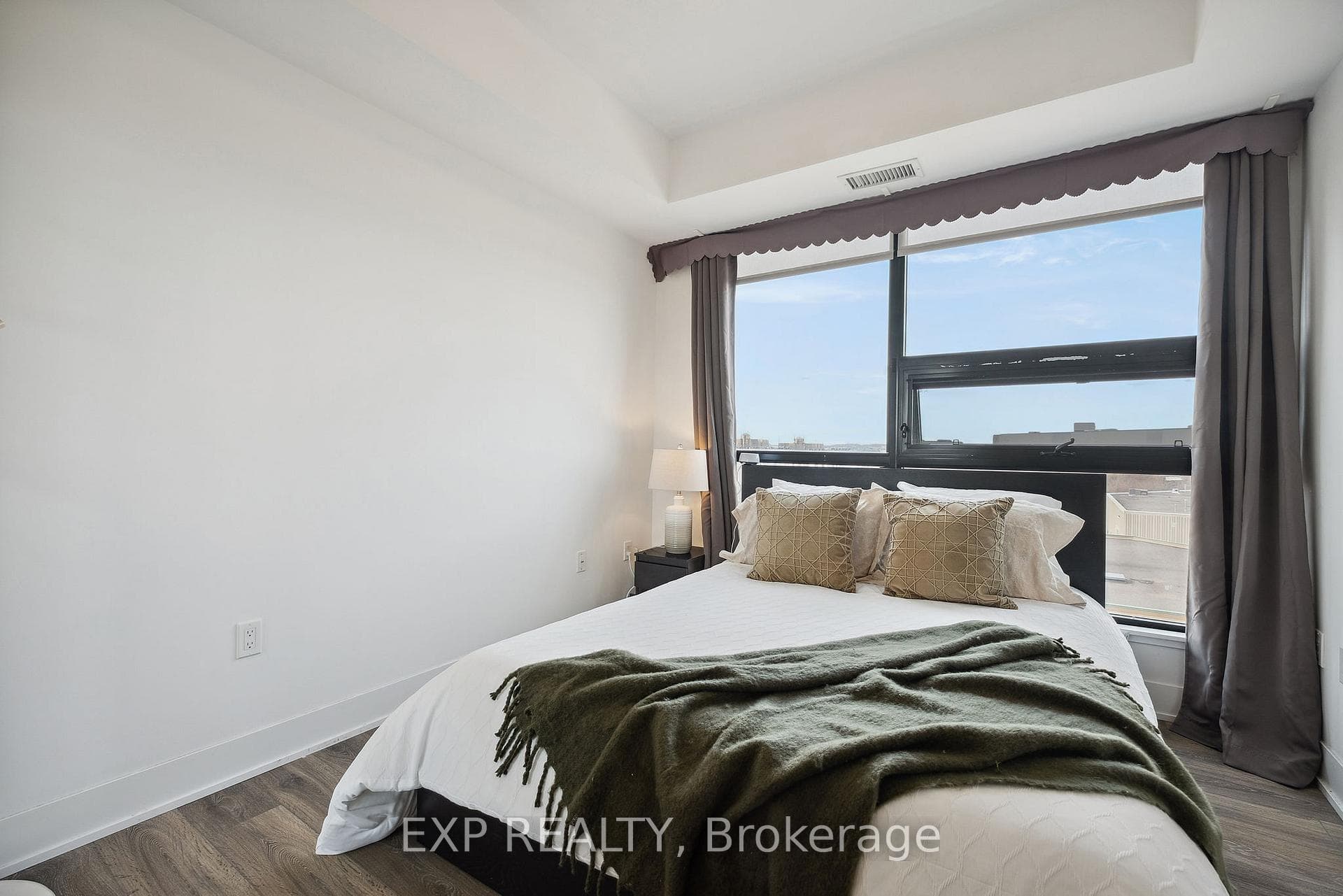 2916 Highway 7 Highway Unit 409 photo 11