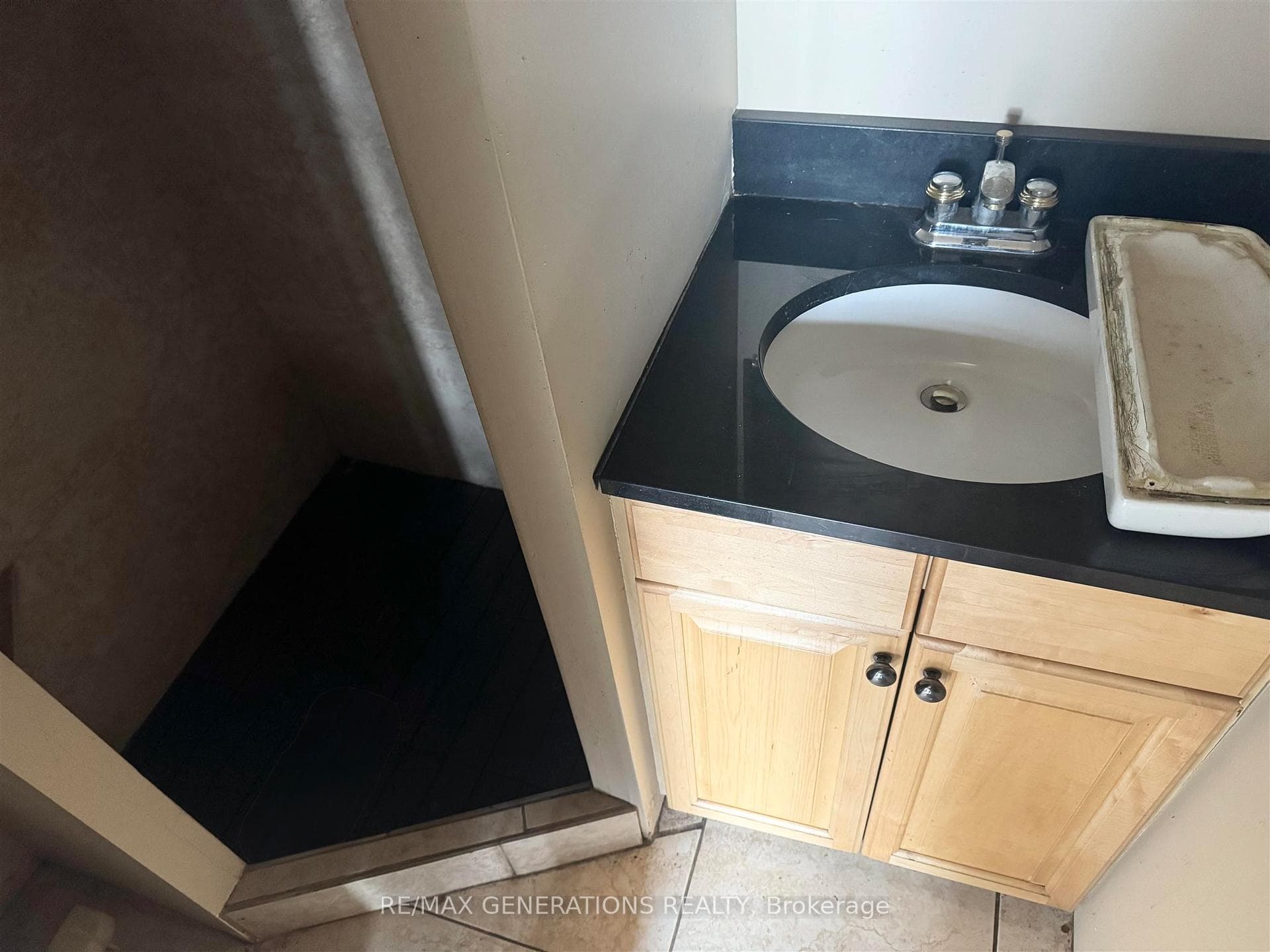406 Fifth Avenue photo 17