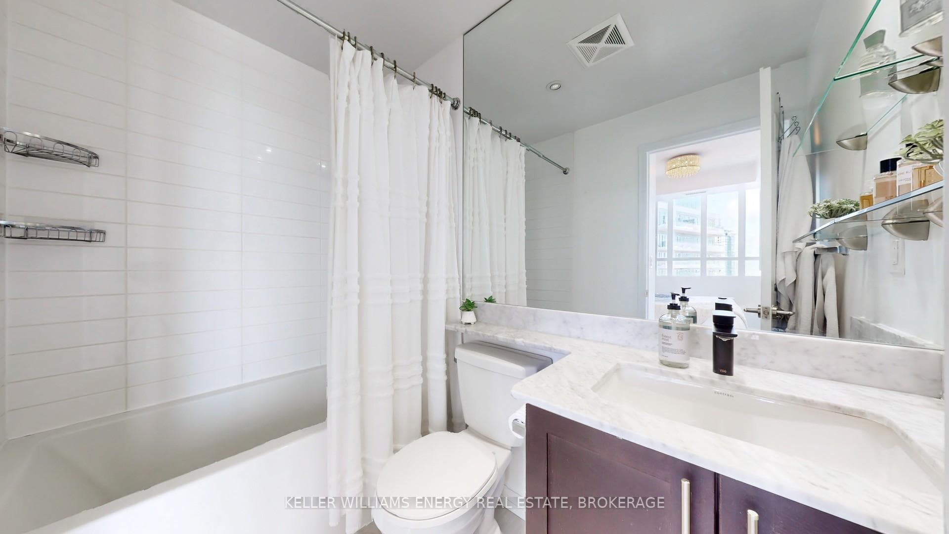 125 Western Battery Road Unit 2302 photo 25
