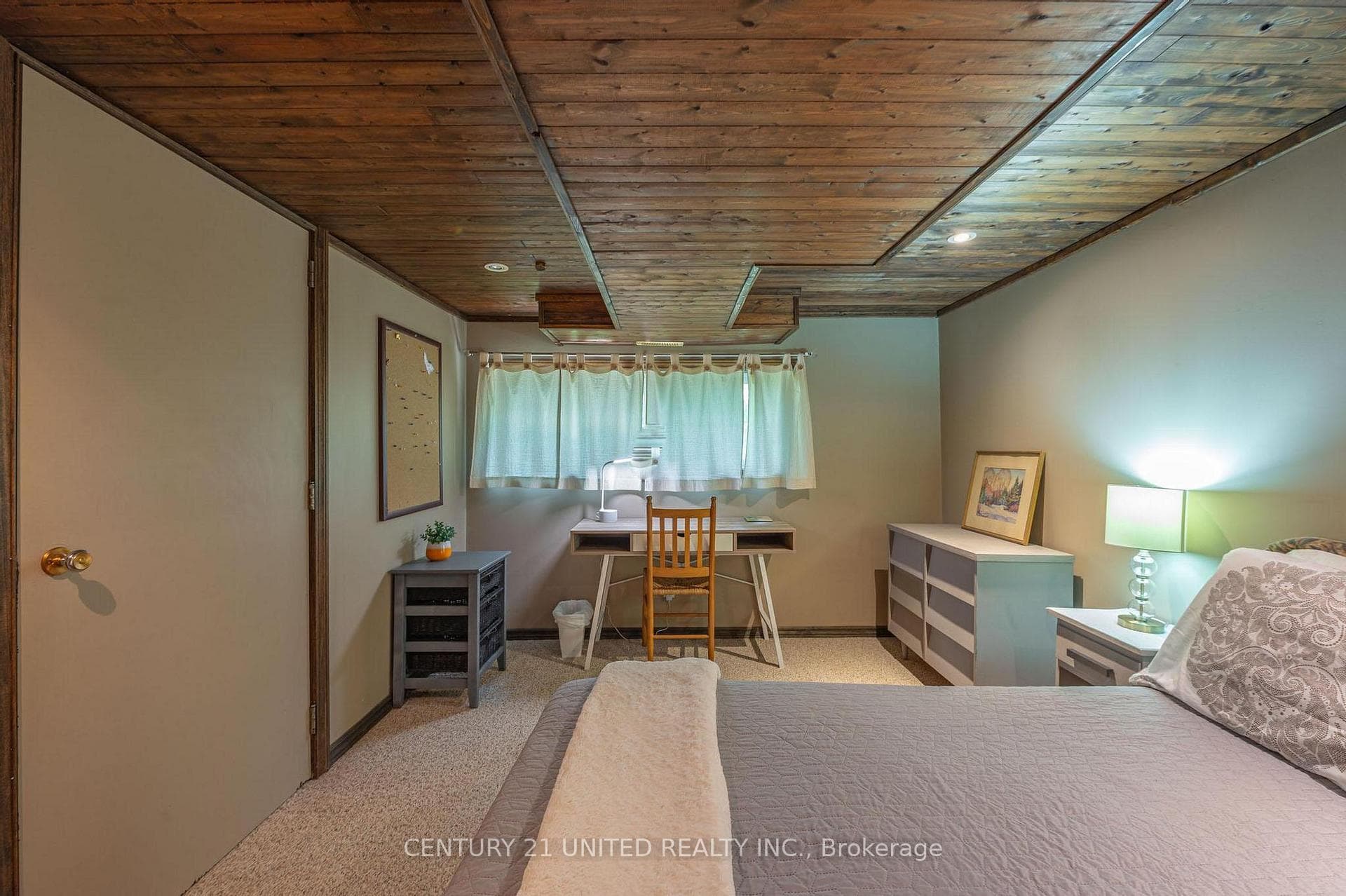 646 Ludgate Street photo 39