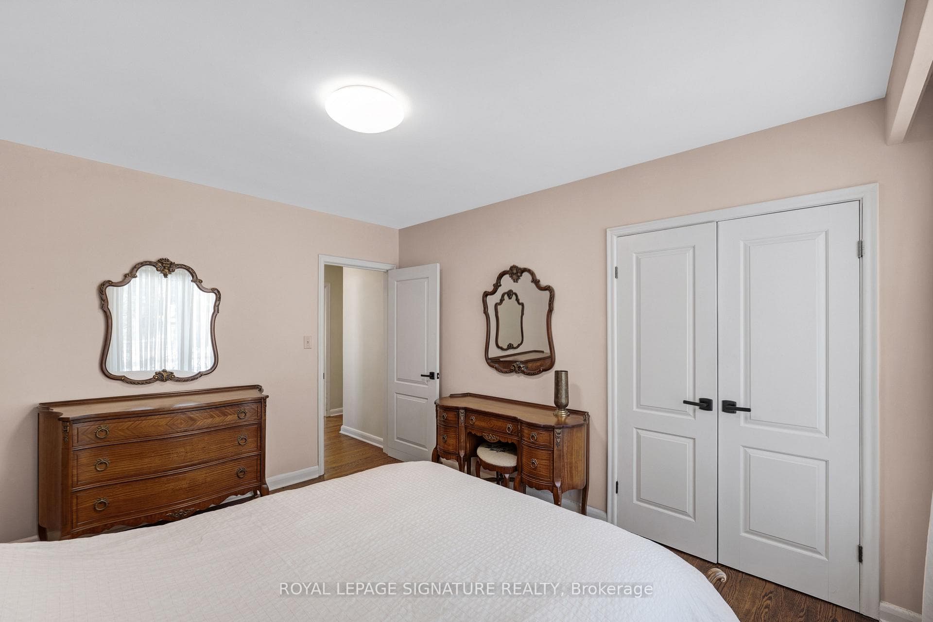 57 Forest Grove Drive photo 19