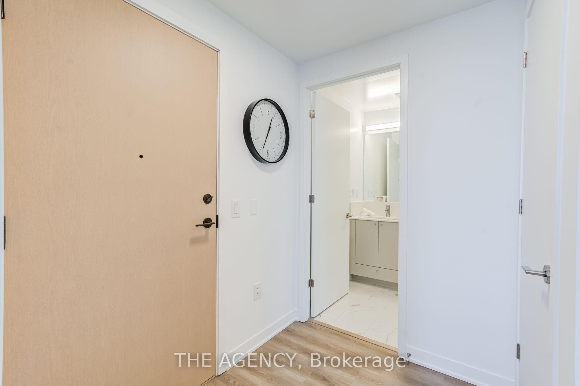 10 Oak Street Unit 2403 photo 33