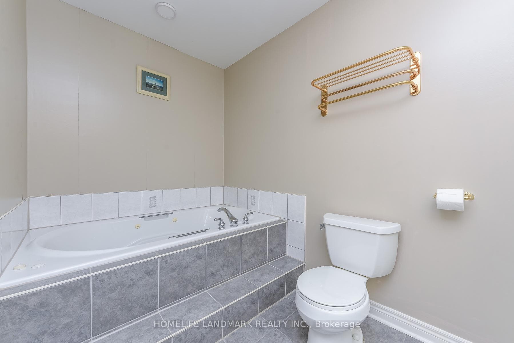 1153 Ogden Avenue photo 35