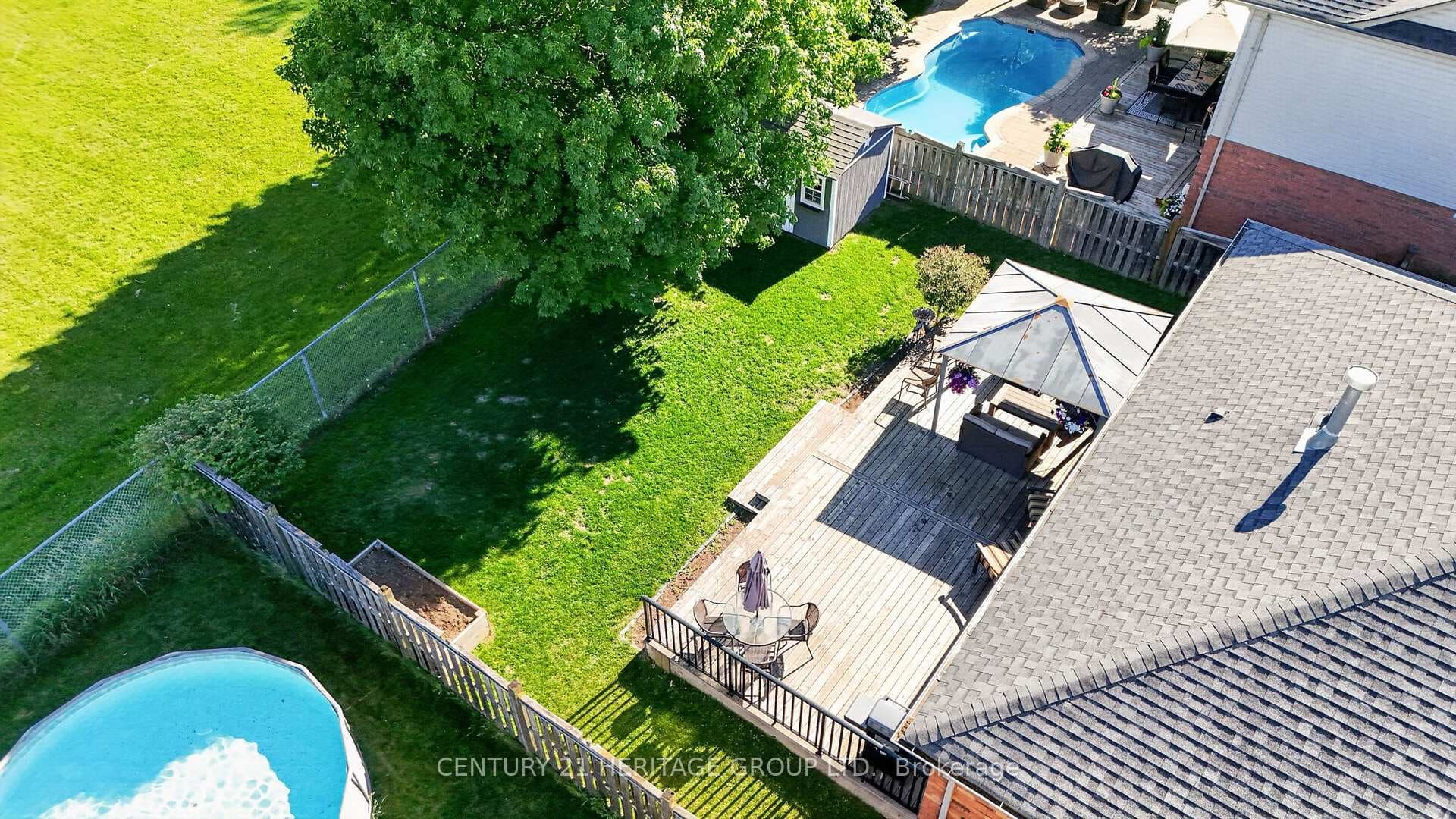 21 Bateman Street photo 47